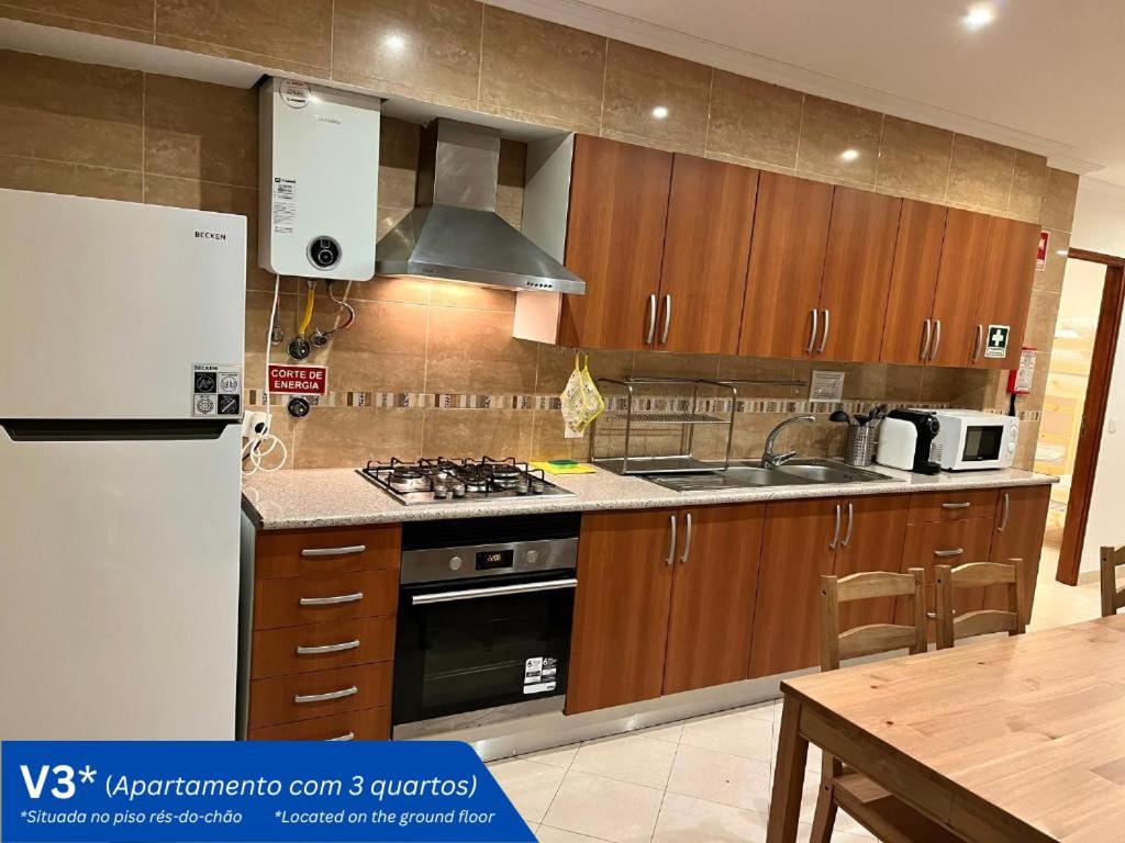 Appartamento W.H.House Atouguia Da Baleia Esterno foto